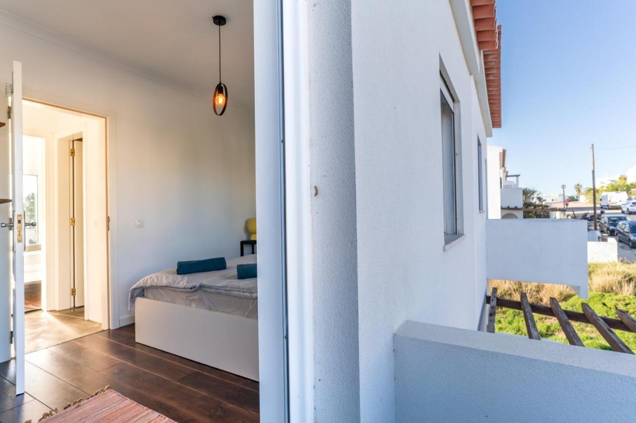 Beach House Clerigo - 2 Unique Apartments 阿尔热祖尔 外观 照片